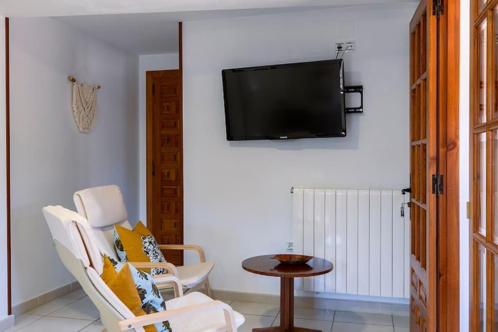 Casa Feli - Apartamento Con Jardin Privado En Los Pirineos Castiello de Jaca Zewnętrze zdjęcie