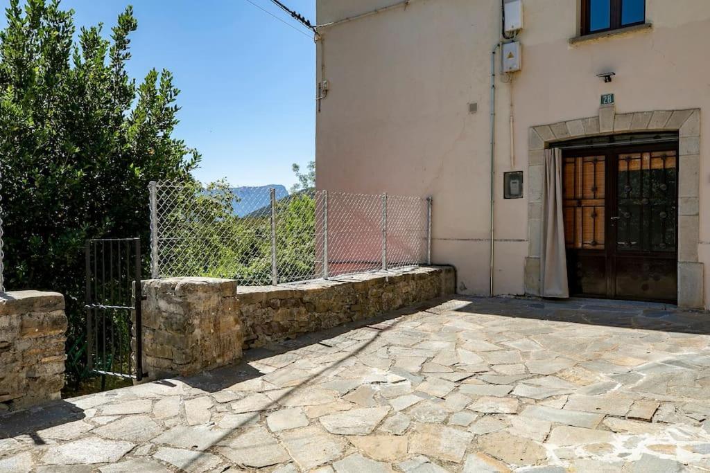 Casa Feli - Apartamento Con Jardin Privado En Los Pirineos Castiello de Jaca Zewnętrze zdjęcie