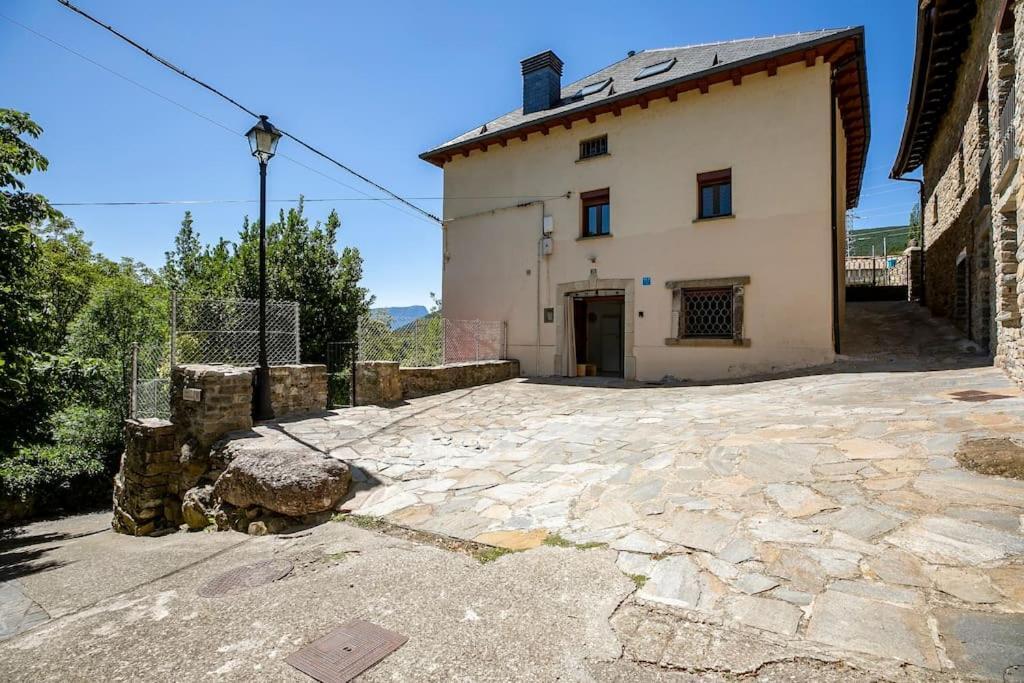 Casa Feli - Apartamento Con Jardin Privado En Los Pirineos Castiello de Jaca Zewnętrze zdjęcie